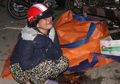 gan-1000-nguoi-dap-chay-cho-trong-dem-2