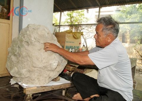 hòn đá tiền tỷ, hòn đá, nhặt được hòn đá, hòn đá muối dưa, ngọc bích, đá quý, long diêm vương, ngọc trai, đá phát sáng, đá có mùi thơm