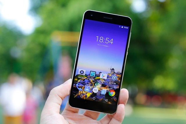 5 smartphone Android giá rẻ, nhiều tính năng