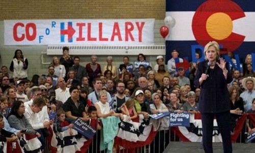 cuoc-chien-sinh-tu-cua-clinton-va-trump-tai-cac-bang-chien-dia-1