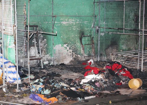 hon-40-xe-bi-thieu-rui-trong-vu-chay-cay-xang-o-sai-gon-5