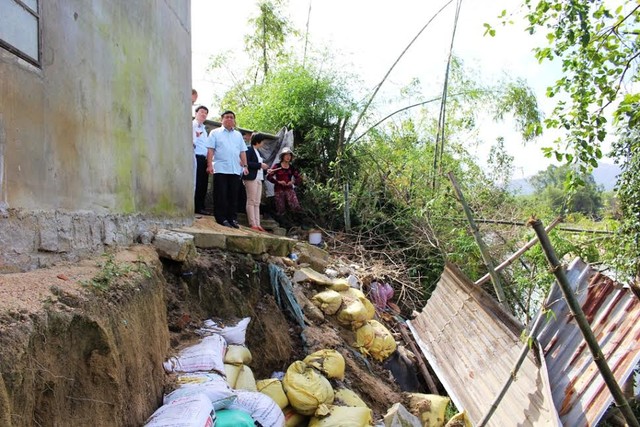 Bộ Kế hoạch và Đầu tư sẽ có biện pháp cùng tháo gỡ khó khăn và hỗ trợ cho tỉnh bị lũ lụt ảnh 2