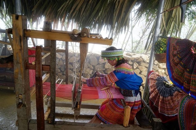 Tưng bừng lễ hội khèn, hoa tại Fansipan Legend ảnh 3