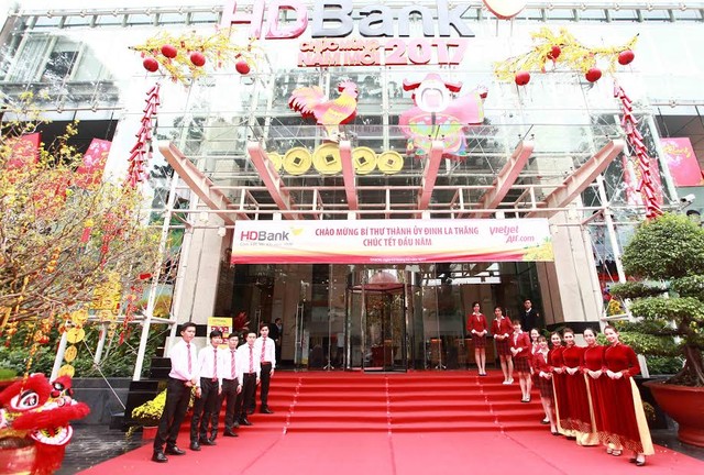 Bí thư Thành ủy TP.HCM Đinh La Thăng chúc Tết HDBank và Vietjetair ảnh 1 Bí thư Thành ủy TP.HCM Đinh La Thăng chúc Tết HDBank và Vietjetair ảnh 1