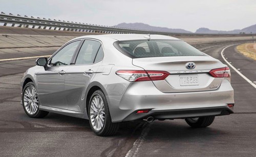 nhung-diem-dac-biet-cua-toyota-camry-2018-1