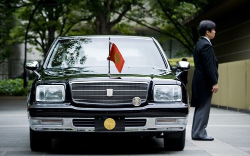 xe-chong-dan-cua-hoang-gia-nhat-ban-co-gi-dac-biet-page-2-1