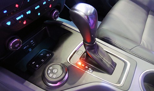 ford-everest-2015-trinh-lang-viet-nam-6