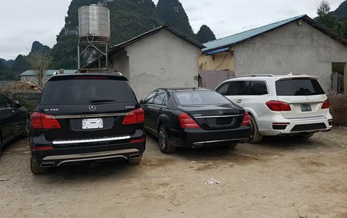 hon-50-sieu-xe-va-xe-sang-tap-ket-o-bien-gioi-phia-bac-viet-nam-page-2-6