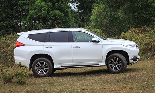 chi-tiet-mitsubishi-pajero-sport-the-he-moi-tai-ha-noi-1