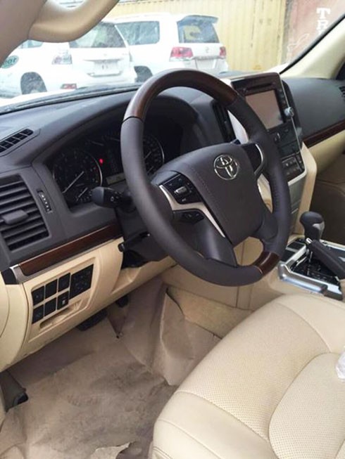 toyota-land-cruiser-2017-dau-tien-ve-viet-nam-page-2-3