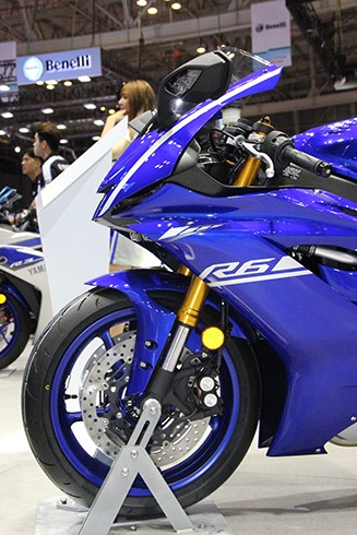 yamaha-r6-2017-sportbike-the-he-moi-ve-viet-nam-page-2-1