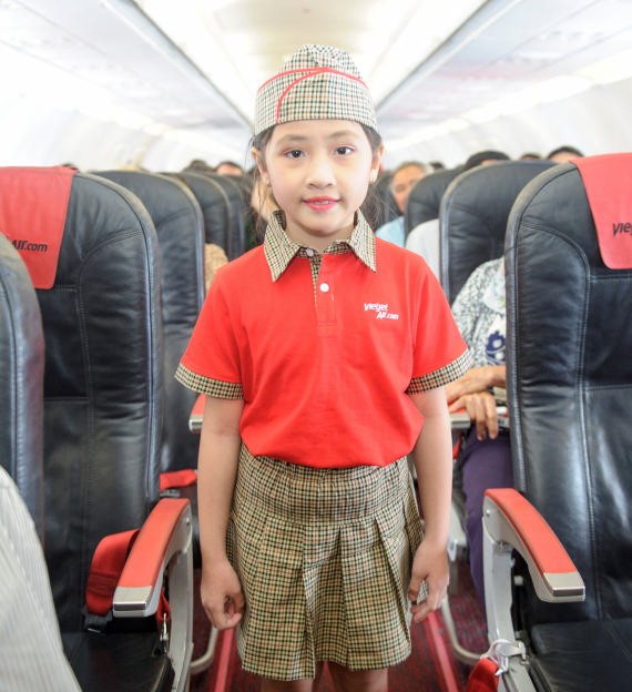 Phi công, tiếp viên “nhí” tưng bừng vui 1/6 cùng Vietjet ảnh 3
