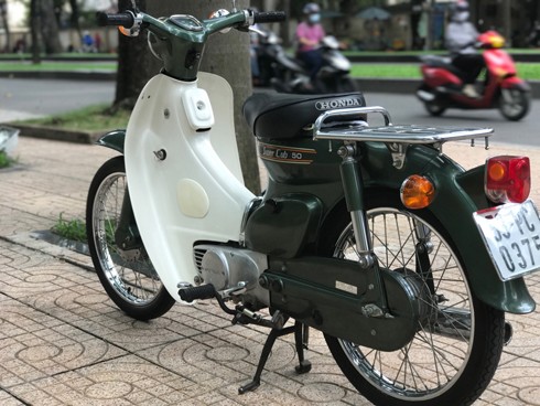 honda-cub-canh-en-ky-vat-30-nam-cua-nguoi-choi-xe-sai-gon-1