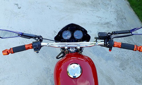 chi-tiet-honda-wave-len-dang-ducati-cua-nu-biker-da-lat-6