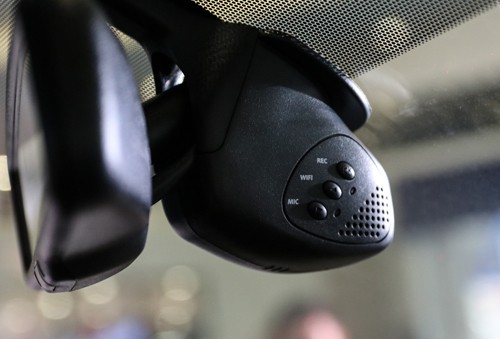 nissan-navara-ban-dac-biet-gia-tu-670-trieu-tai-viet-nam-page-2-7