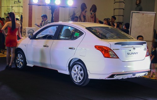 nissan-sunny-nang-cap-gia-518-trieu-cho-khach-viet-page-2-1