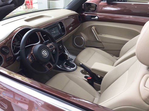 volkswagen-beetle-convertible-mui-tran-gia-gan-2-ty-tai-viet-nam-page-2-3