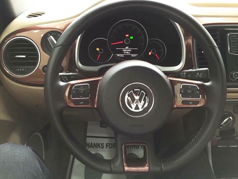 volkswagen-beetle-convertible-mui-tran-gia-gan-2-ty-tai-viet-nam-page-2-5