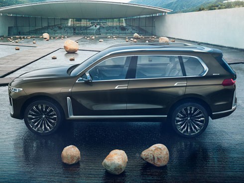 bmw-x7-concept-man-dao-dau-cua-chien-binh-suv-moi-page-2-2