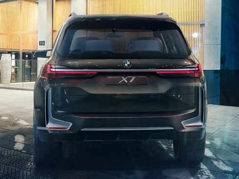 bmw-x7-concept-man-dao-dau-cua-chien-binh-suv-moi-page-2-4