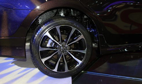 altis-sport-toyota-lam-moi-sedan-3