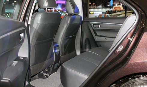 altis-sport-toyota-lam-moi-sedan-5