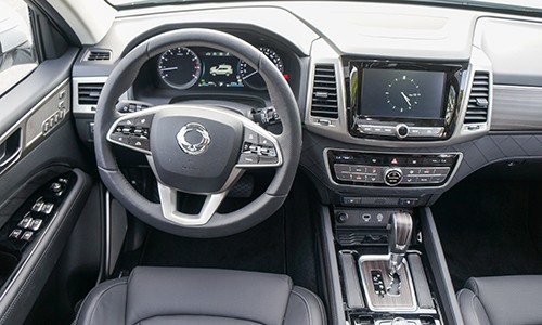 chi-tiet-ssangyong-rexton-2017-tai-han-quoc-7