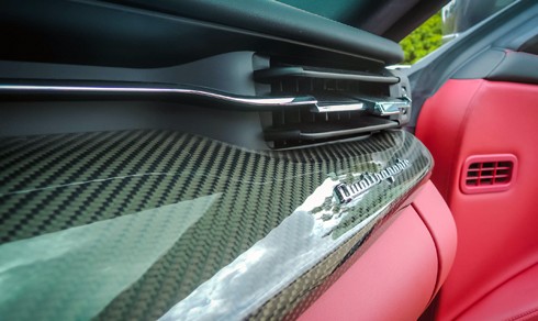 anh-chi-tiet-maserati-quattroporte-9