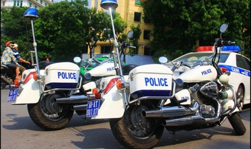dan-xe-khung-cua-canh-sat-giao-thong-viet-nam-phuc-vu-apec-page-2