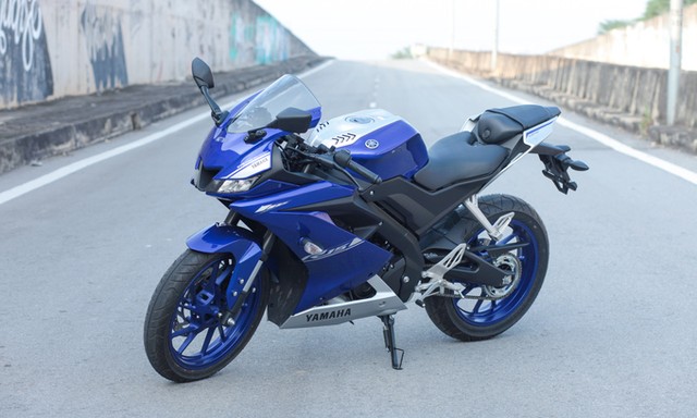 Yamaha R15 - sportbike cho người Việt mới chơi môtô ảnh 1