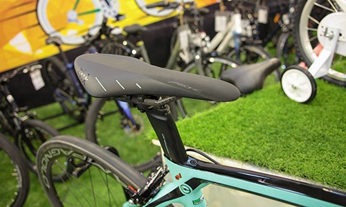 Yên Fizi:k Arione R3.