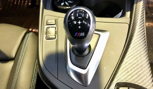 bmw-m2-lot-xac-chi-voi-32-trieu-dong-o-viet-nam-10