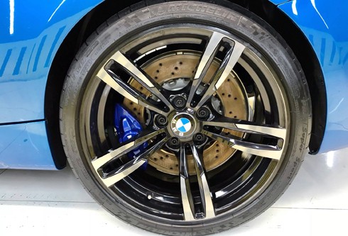 bmw-m2-lot-xac-chi-voi-32-trieu-dong-o-viet-nam-6