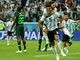 Nigeria 1-2 Argentina: Trọng tài không thổi phạt đền Marcos Rojo là đúng hay sai? ảnh 1 Nigeria 1-2 Argentina: Trọng tài không thổi phạt đền Marcos Rojo là đúng hay sai? ảnh 1