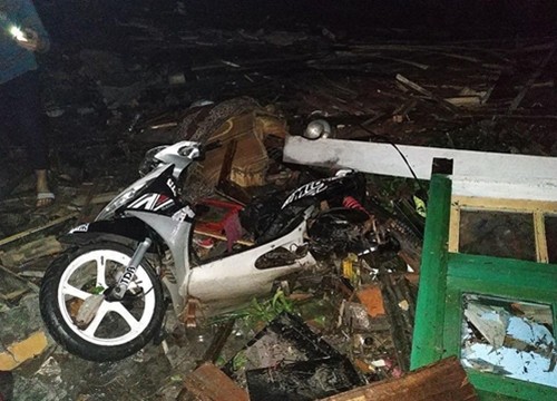 Sóng thần tấn công Indonesia, 168 người thiệt mạng ảnh 2