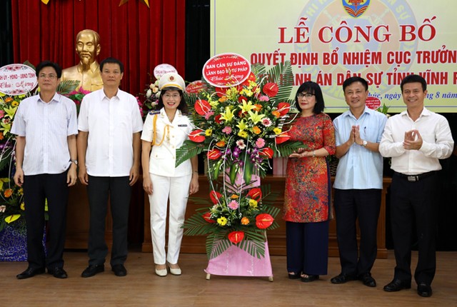 Điều động, bổ nhiệm nhân sự 5 địa phương ảnh 4