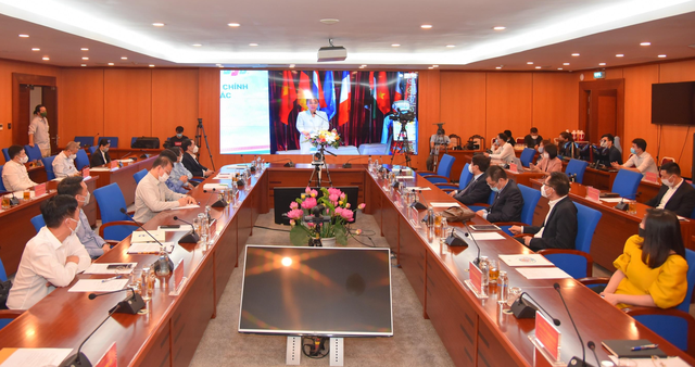 Toàn cảnh sự kiện ở đầu cầu Hà Nội