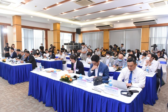 Tọa đàm thu hút sự quan tâm của các cơ quan quản lý, các chuyên gia, lãnh đạo tập đoàn trong nước, quốc tế và các cơ quan truyền thông. Ảnh: Dũng Minh