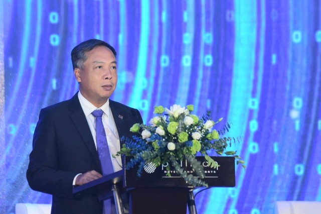 Ông Lê Trọng Minh, Tổng Biên tập Báo Đầu tư, Trưởng Ban tổ chức phát biểu khai mạc Diễn đàn. Ảnh: Dũng Minh