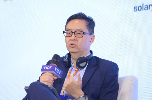 Ông Paul Wee, Giám đốc tài chính, Công ty BW Industrial chia sẻ tại phiên thảo luận thứ nhất của Diễn đàn. Ảnh: Lê Toàn