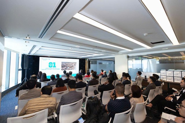 Nhiều lãnh đạo sàn giao dịch miền Bắc tham dự Tọa đàm “Giải mã sức bật khu Tây TP.HCM”