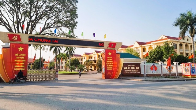 Điểm bầu cử tại phường Tứ Minh. Ảnh: Quỳnh Nga