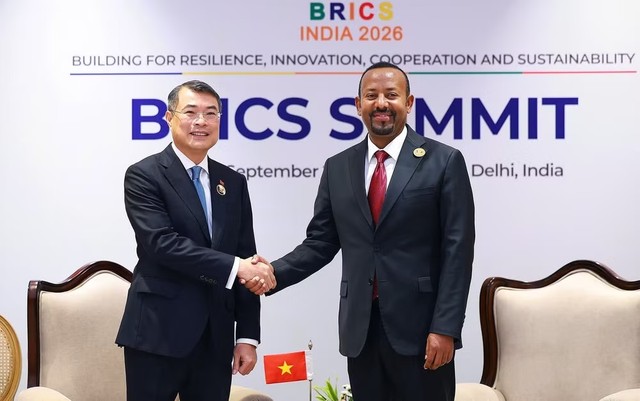 Thủ tướng Lê Minh Hưng gặp Thủ tướng Ethiopia Abiy Ahmed. Ảnh: Dương Giang/TTXVN. Thủ tướng Lê Minh Hưng gặp Thủ tướng Ethiopia Abiy Ahmed. Ảnh: Dương Giang/TTXVN.