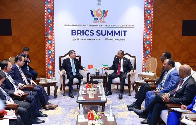 Thủ tướng Lê Minh Hưng gặp Thủ tướng Ethiopia Abiy Ahmed. Ảnh: Dương Giang/TTXVN. Thủ tướng Lê Minh Hưng gặp Thủ tướng Ethiopia Abiy Ahmed. Ảnh: Dương Giang/TTXVN.