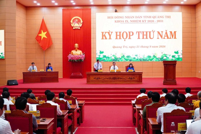 Toàn cảnh kỳ họp. Toàn cảnh kỳ họp.