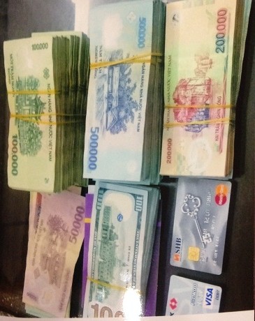 Kế hoạch táo bạo của đối tượng trộm xe chở hơn 400 cây vàng ở Hà Đông ảnh 1