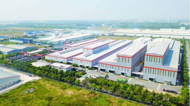 Nhà máy số 2 - Tôn Đông Á tại KCN Đồng An 2, TP.Thủ Dầu Một, Bình Dương với tổng diện tích 125.800 m2 Nhà máy số 2 - Tôn Đông Á tại KCN Đồng An 2, TP.Thủ Dầu Một, Bình Dương với tổng diện tích 125.800 m2