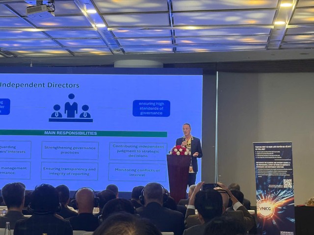 Ông Dominic Scriven, Nhà sáng lập kiêm Chủ tịch Dragon Capital.