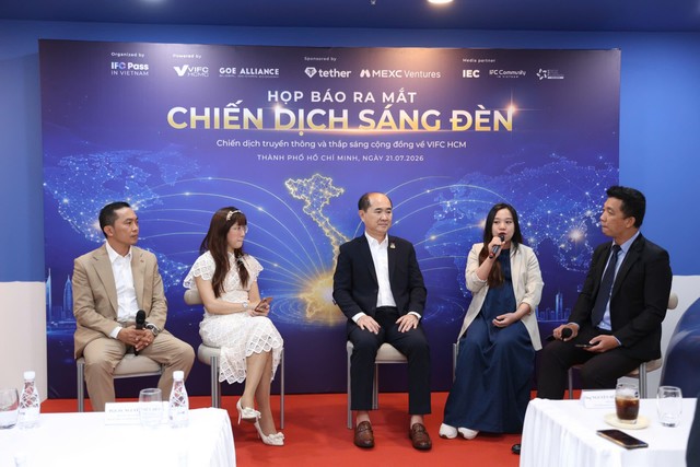 Bà Jenny Nguyễn, Trưởng Ban Chiến lược MEXC Ventures tại Việt Nam (thứ hai bên phải) Bà Jenny Nguyễn, Trưởng Ban Chiến lược MEXC Ventures tại Việt Nam (thứ hai bên phải)