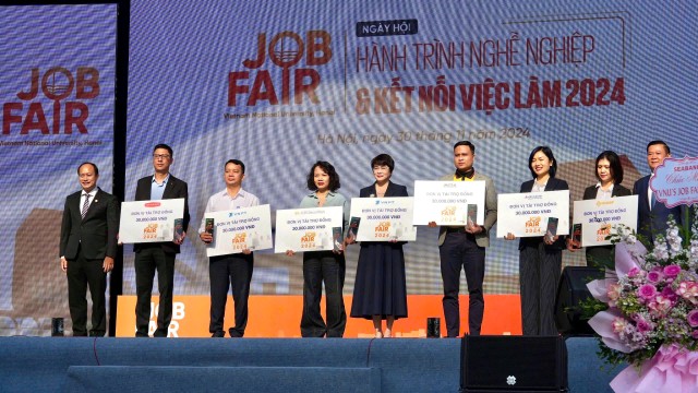 KBSV tài trợ Chương trình ngày hội hành trình nghề nghiệp và kết nối việc làm VNU 2024